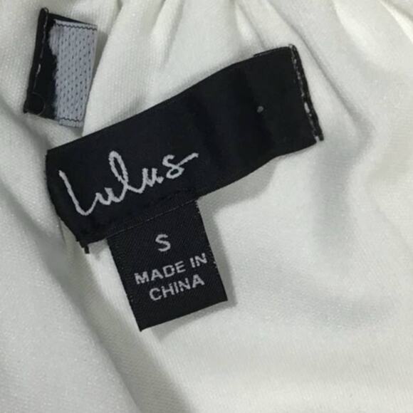 LULU'S Sz S Romantic Desire Ivory Floral Burnout Tie-Back Jumpsuit  NEW 0b7 - Picture 4 of 9